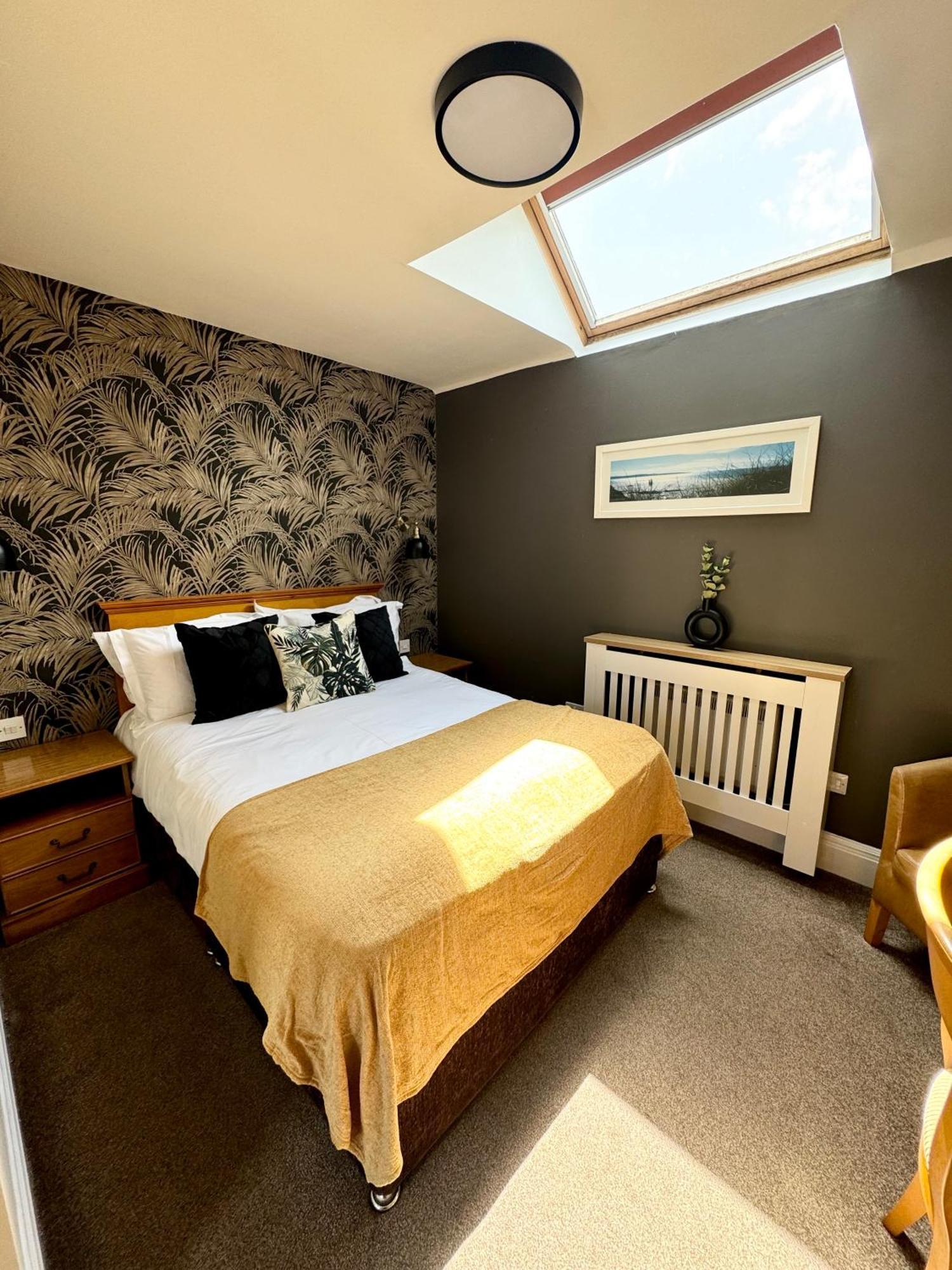 Annex Double Room,1627209730:JPEG