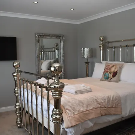 The Seacliffe - Whitby-2